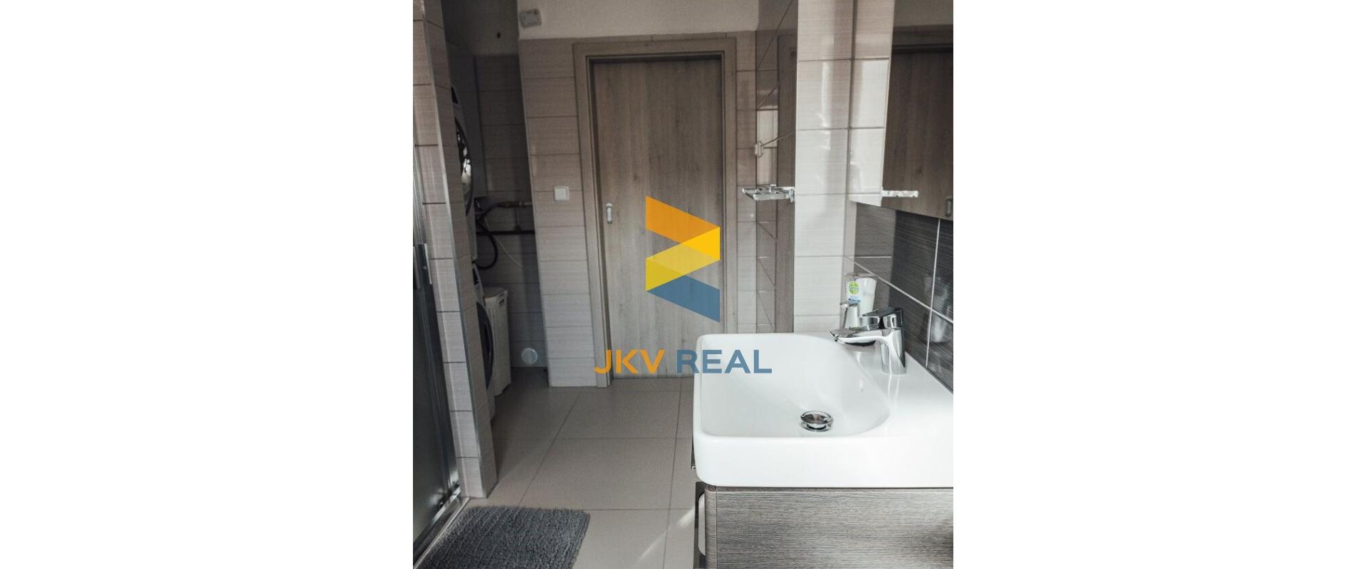 Predám 3-izbový byt v časti Bratislava - Dlhé diely