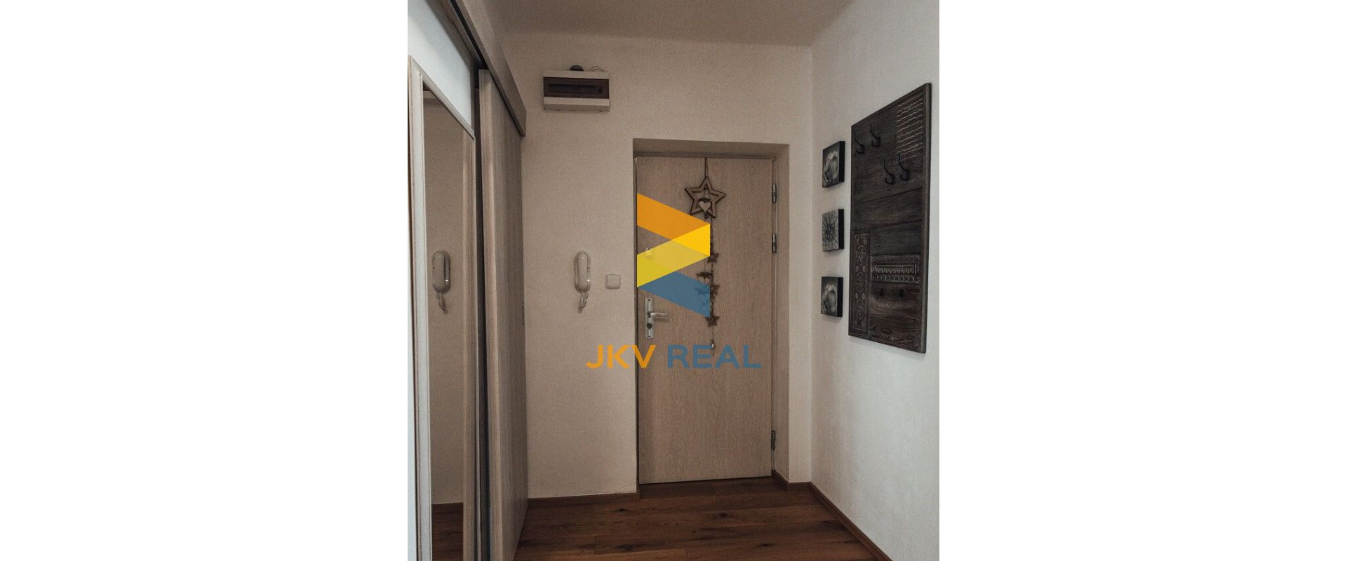 Predám 3-izbový byt v časti Bratislava - Dlhé diely