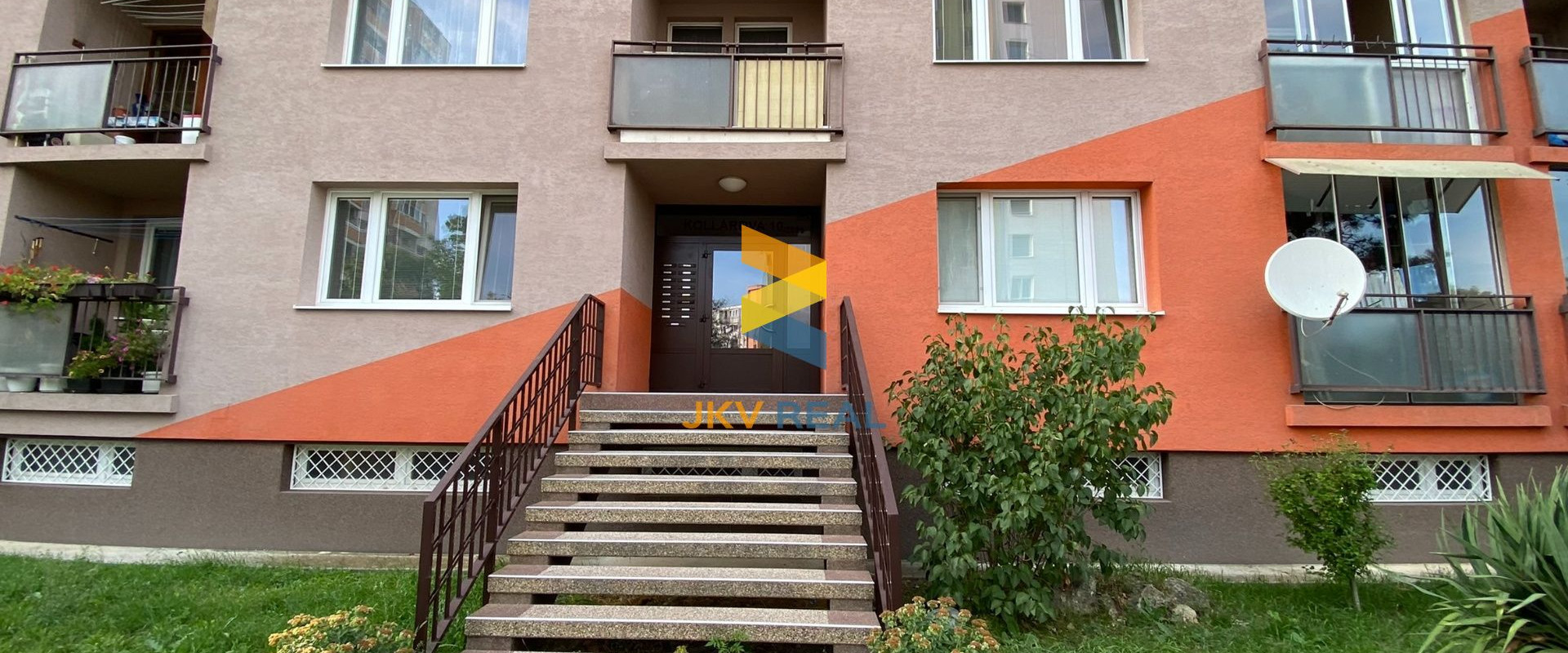 PREDANÝ - 3-izbový byt (78 m2) + samostatná kuchyňa a pivnica - centrum Senec | JKV REAL