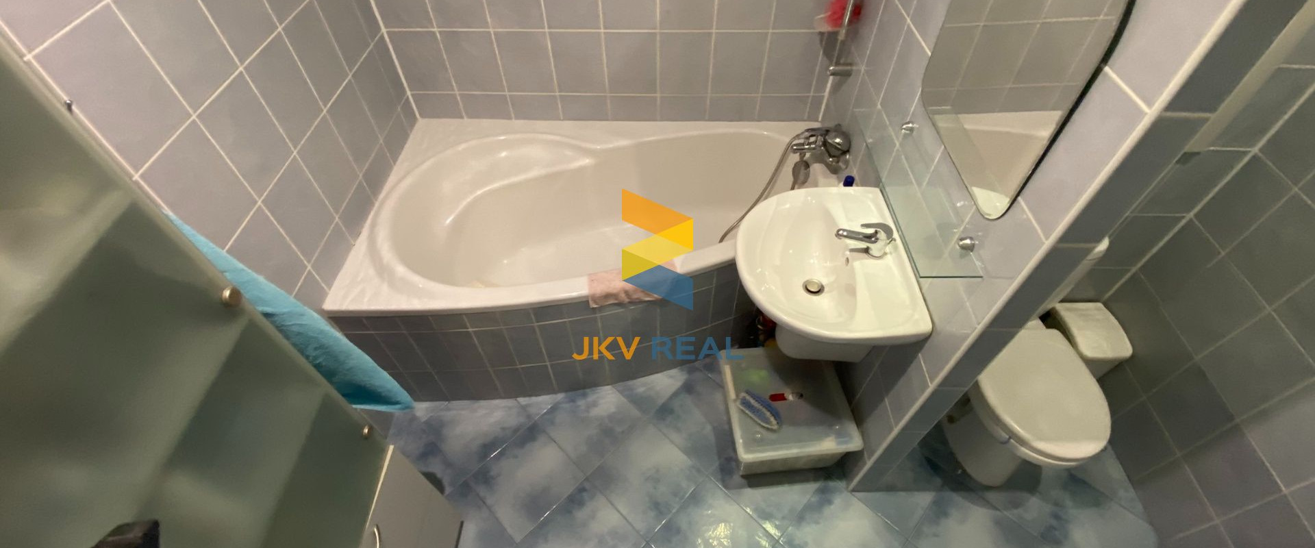 PREDANÝ - 3-izbový byt (78 m2) + samostatná kuchyňa a pivnica - centrum Senec | JKV REAL