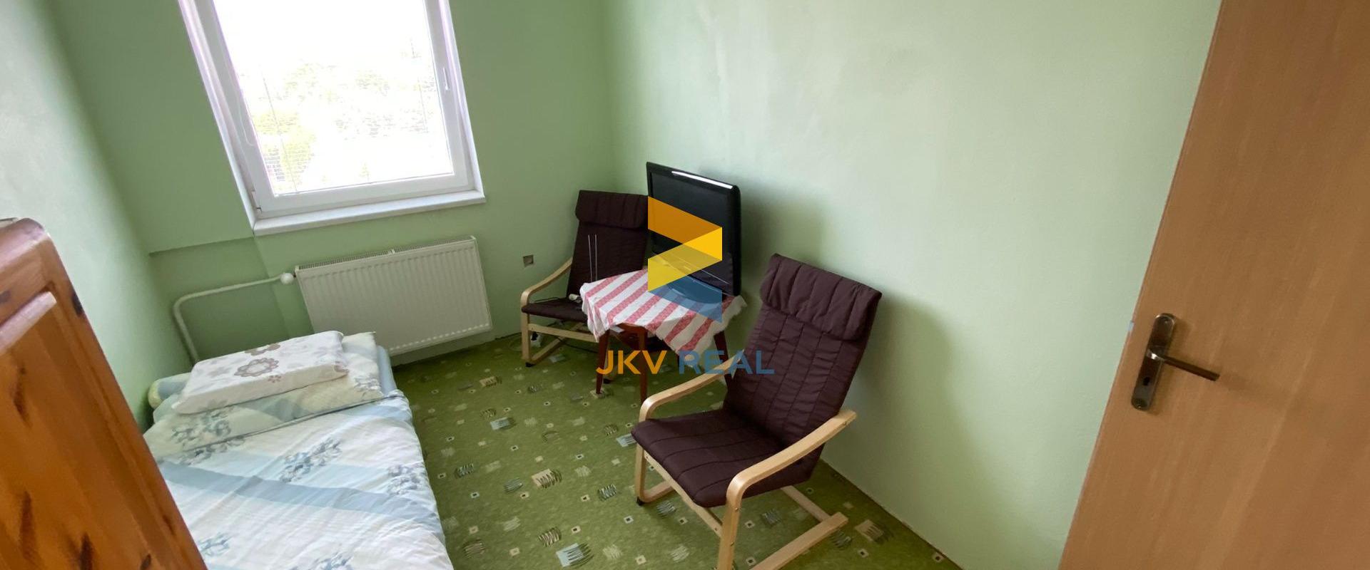 Rodinný dom 5+ izieb + veľká kuchyňa, garáž, altánok, záhrada - Chorvátsky Grob | JKV REAL