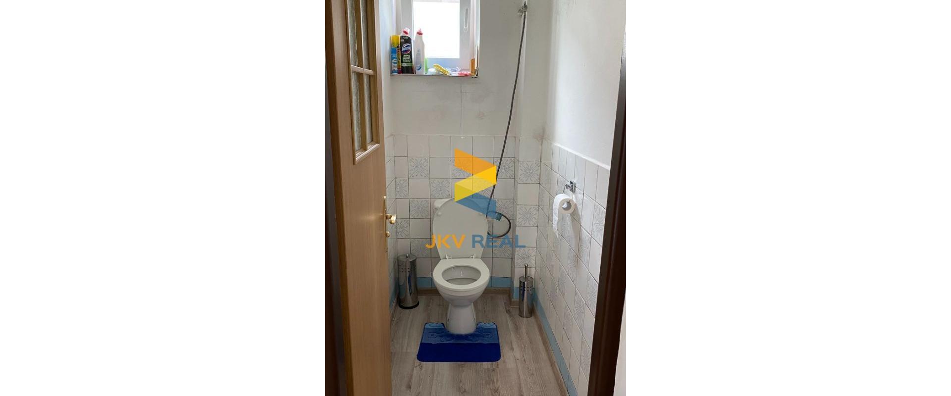 Rodinný dom 5+ izieb + veľká kuchyňa, garáž, altánok, záhrada - Chorvátsky Grob | JKV REAL