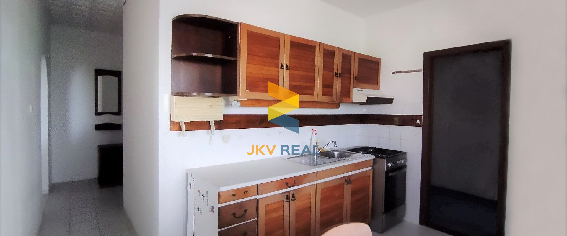 JKV REAL | Ponúkame na predaj veľkometrážny 3-izbový byt v Leviciach