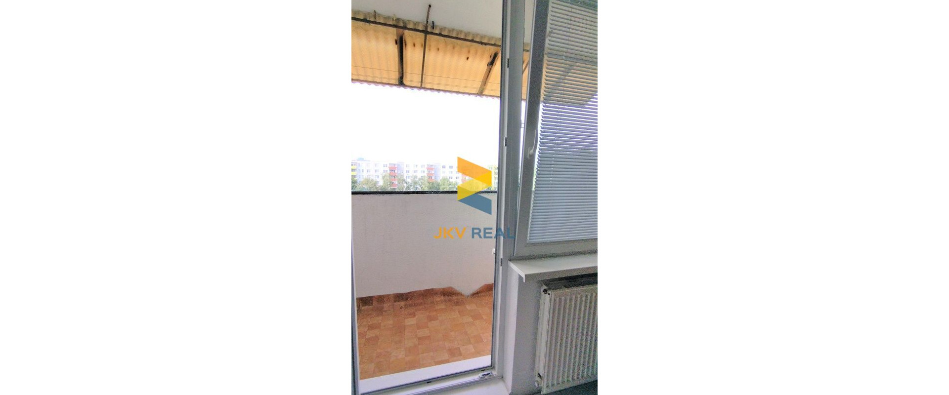 JKV REAL | Ponúkame na predaj veľkometrážny 3-izbový byt v Leviciach