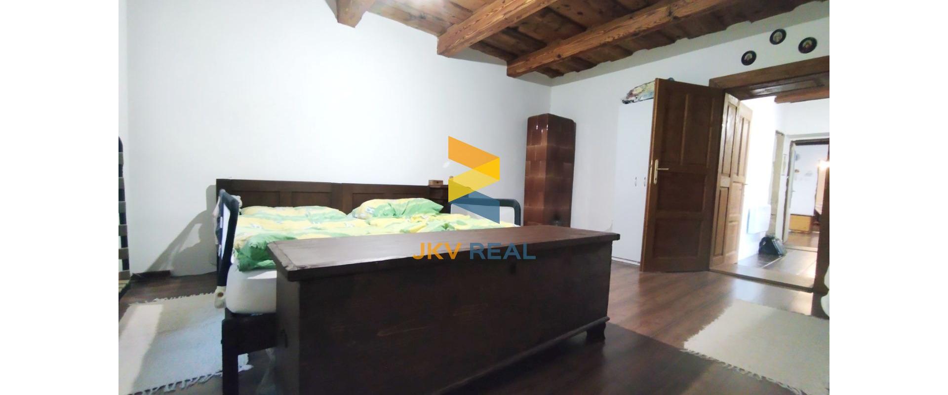 Na predaj Výnimočná chalupa / rodinný dom s priestranným pozemkom. Znalecký v Cene!