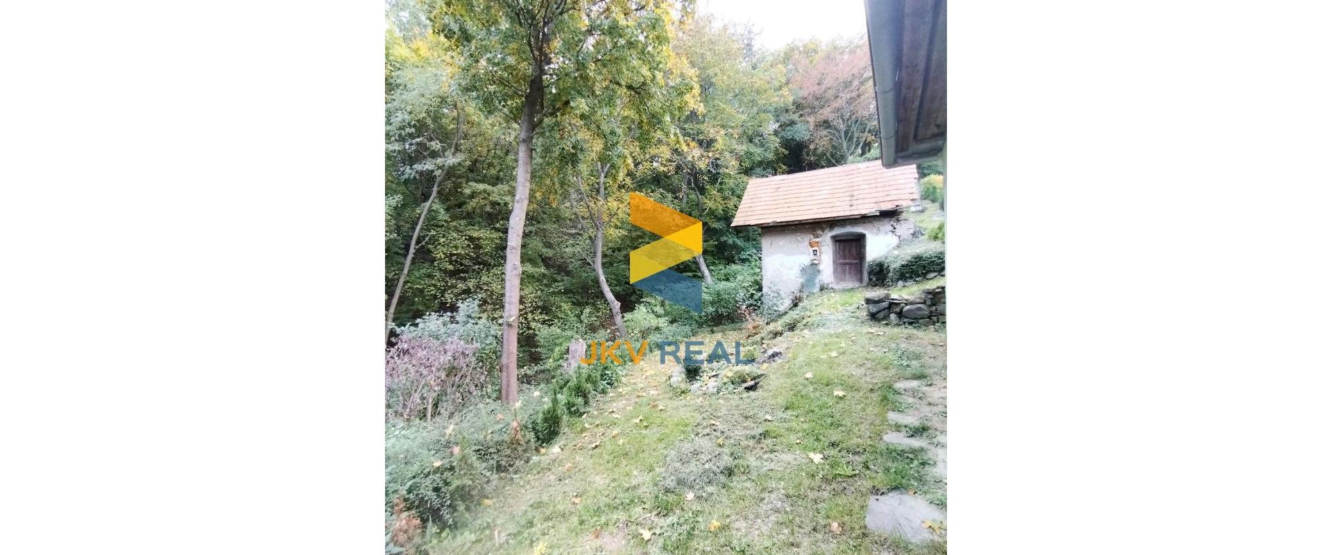 Na predaj Výnimočná chalupa / rodinný dom s priestranným pozemkom. Znalecký v Cene!