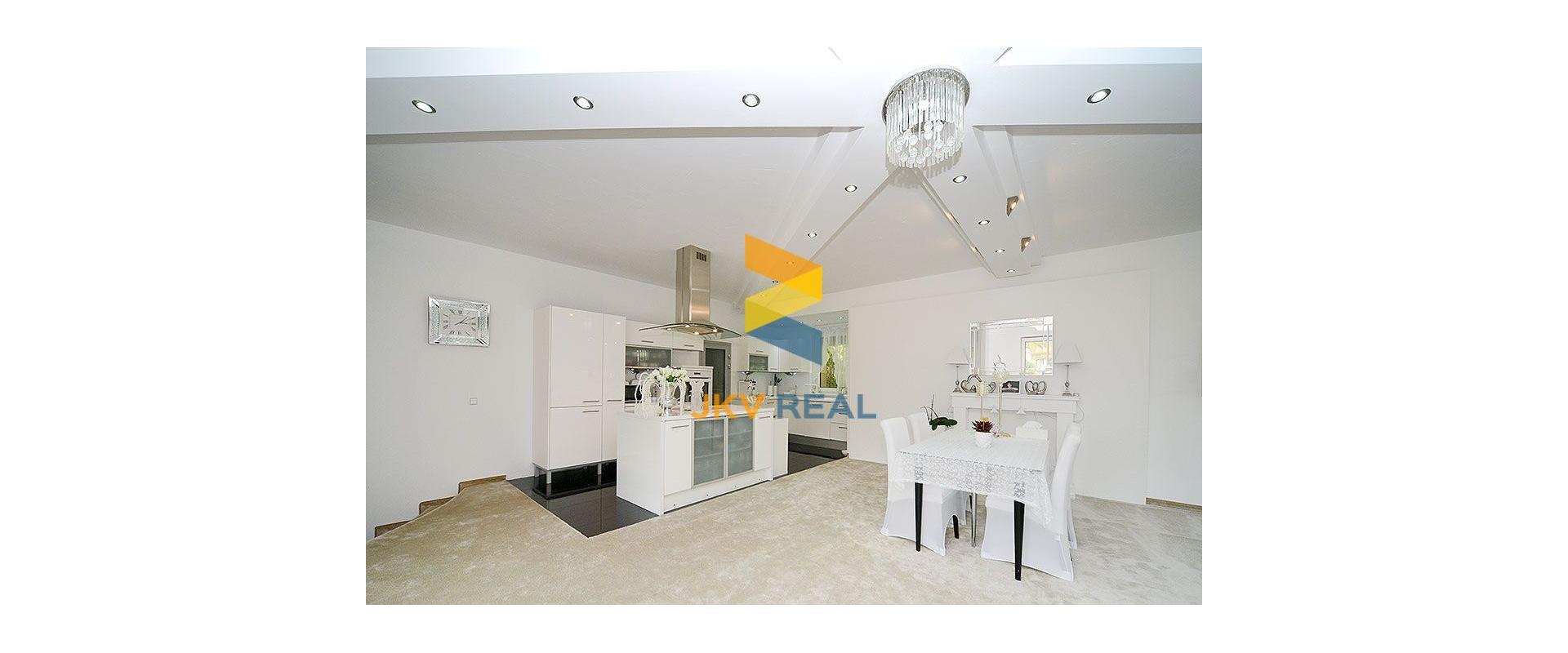 Predaj 5-izbový rodinný dom pre náročných so znaleckým posudkom v cene