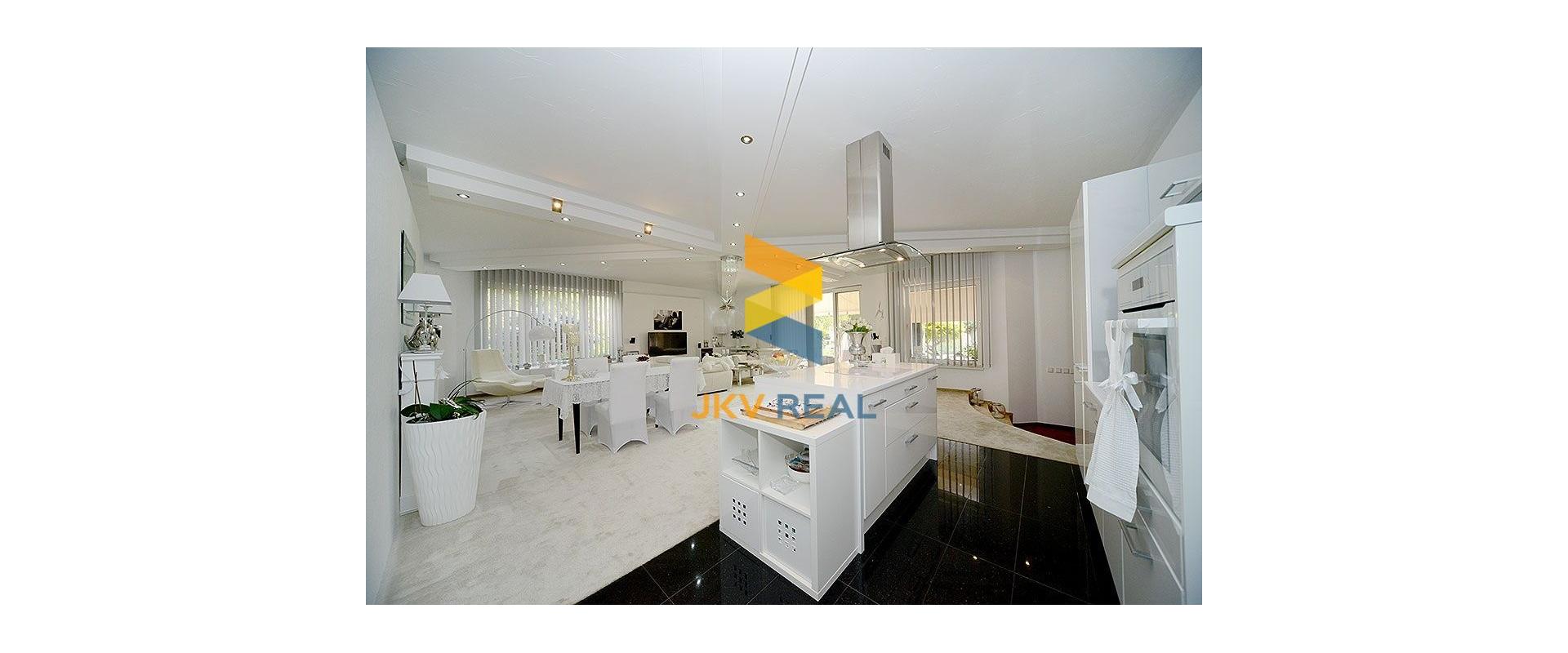 Predaj 5-izbový rodinný dom pre náročných so znaleckým posudkom v cene