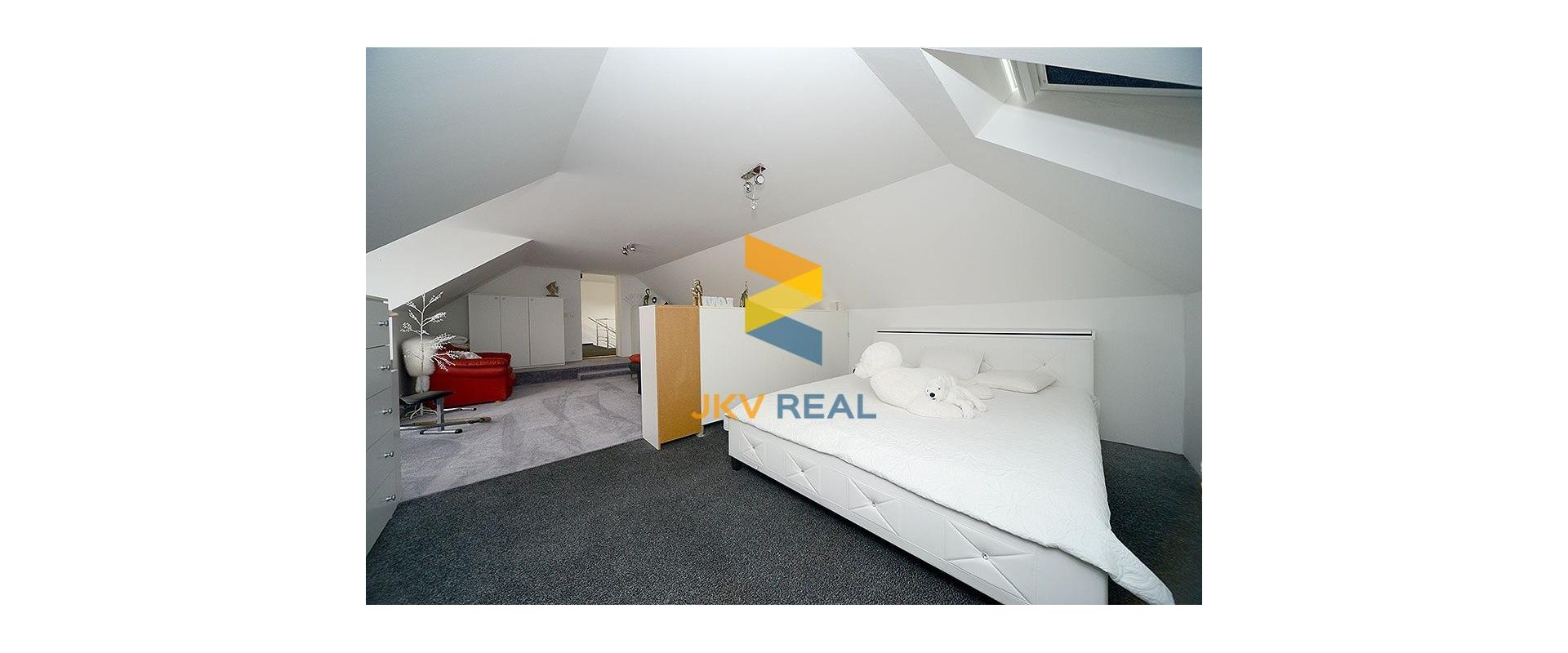 Predaj 5-izbový rodinný dom pre náročných so znaleckým posudkom v cene