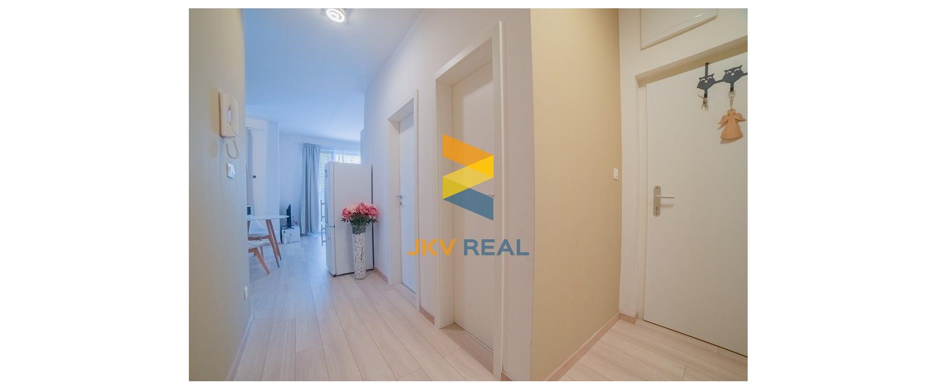 PREDAJ NAJLACNEJŠÍ 2-IZB.BYT + ZÁHRADA, TRI VODY, MALINOVO, 169990 EUR
