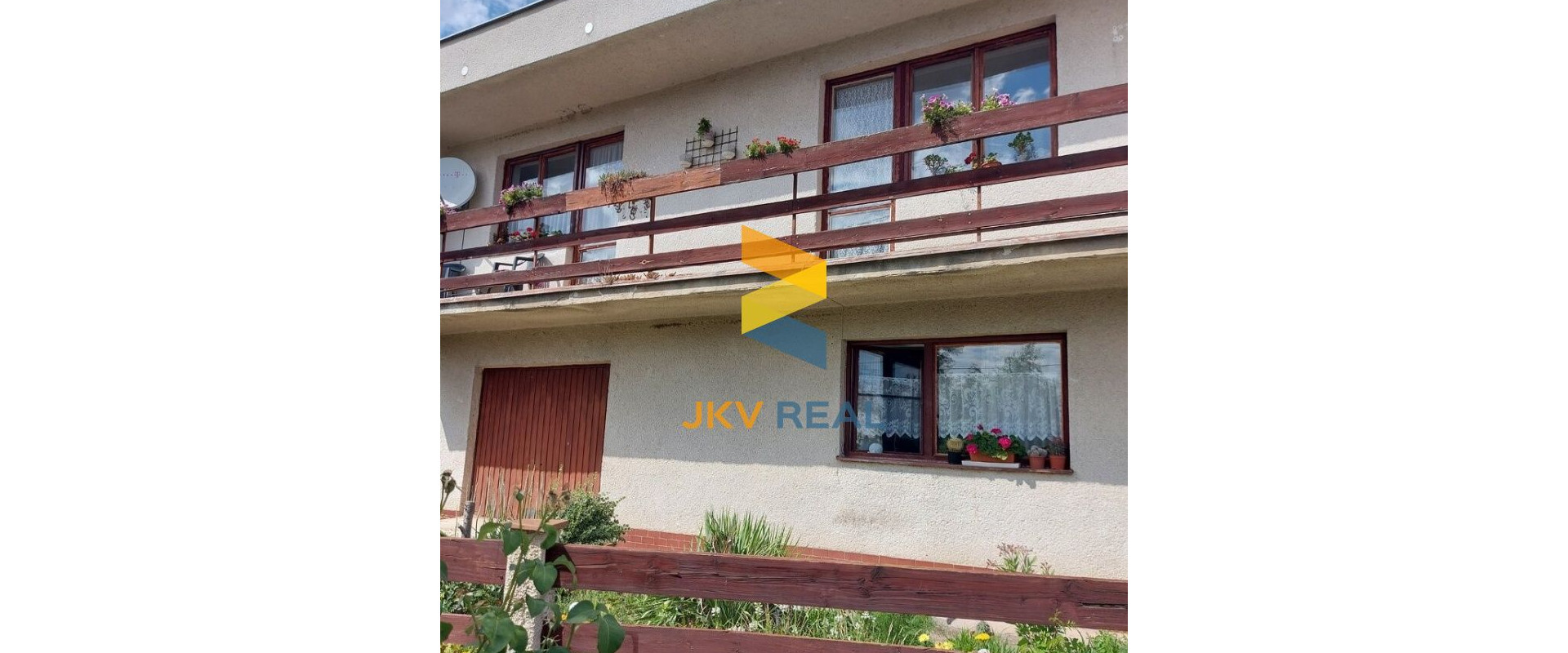 JKV REAL / Rodinný dom s garážou v obci Veľká Paka