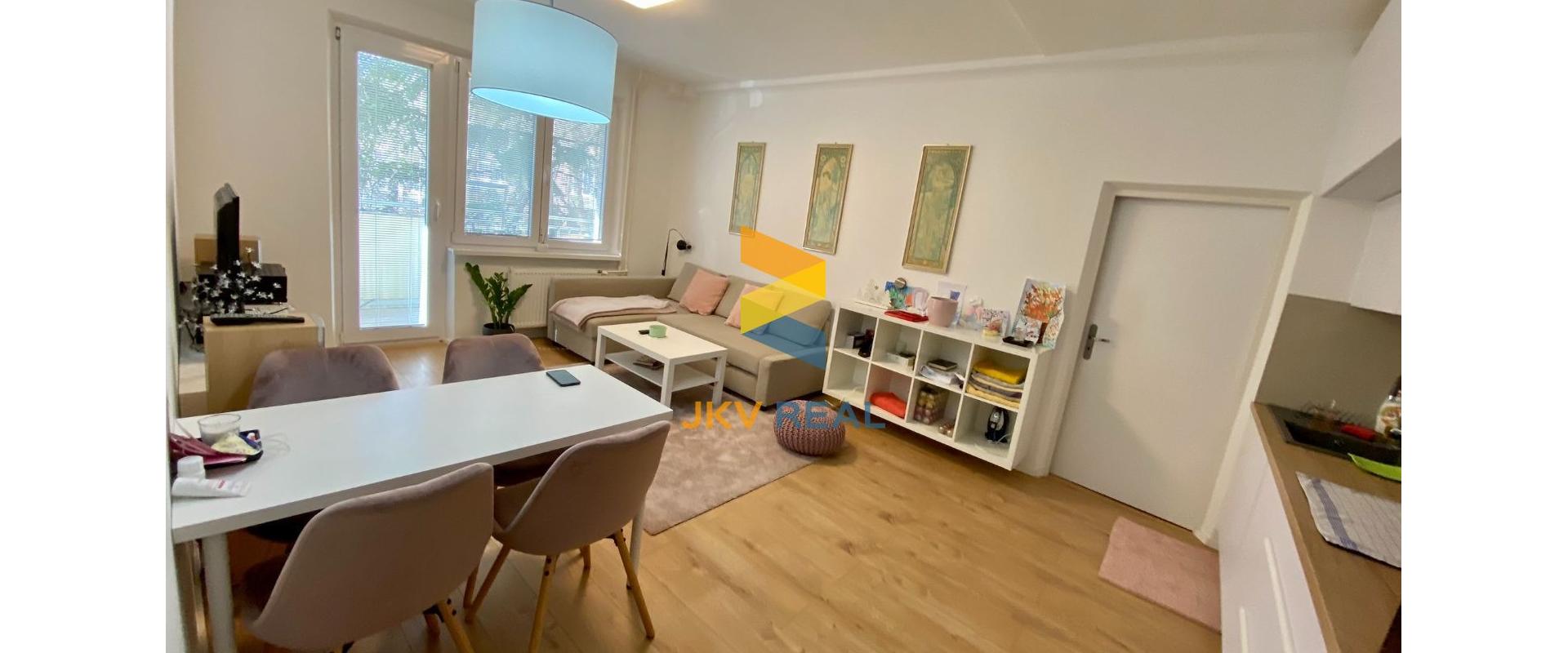 3 izby+obývačka s kuchyňou - Ružinov-Ostredky - komplet rekonštrukcia