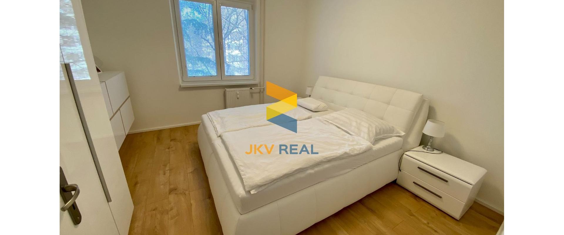 3 izby+obývačka s kuchyňou - Ružinov-Ostredky - komplet rekonštrukcia