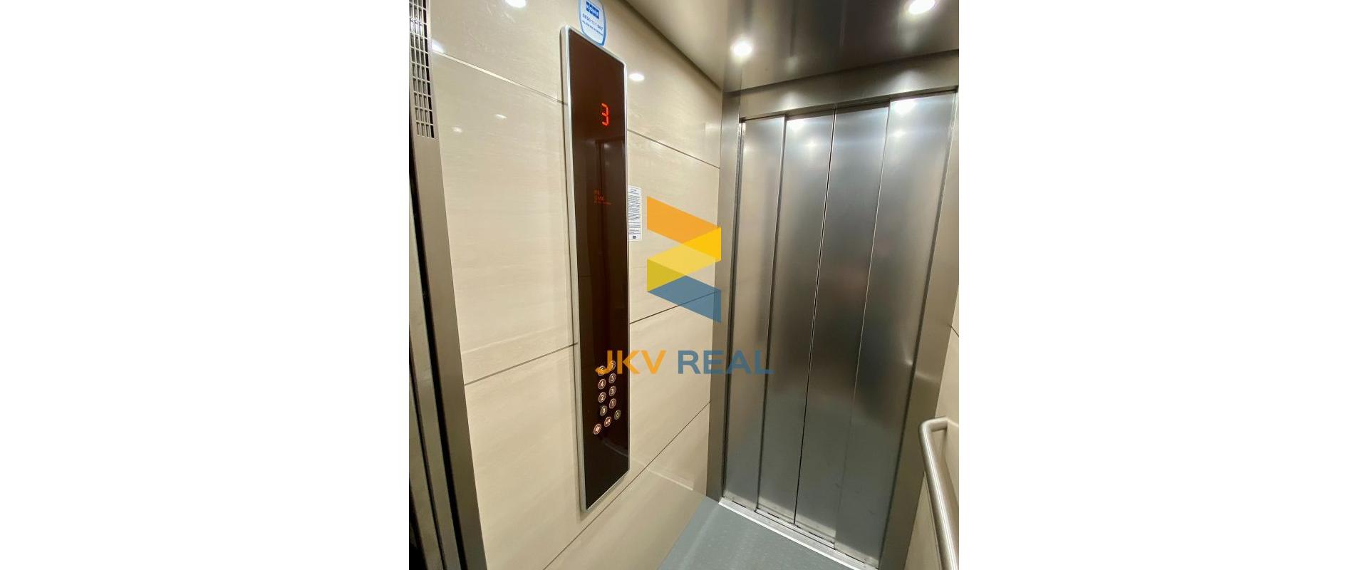 3 izby+obývačka s kuchyňou - Ružinov-Ostredky - komplet rekonštrukcia