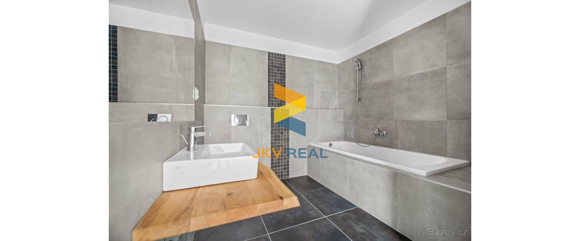 NÁDHERNÝ 2 IZBOVÝ BYT PRIAMO NA SL.JAZERÁCH