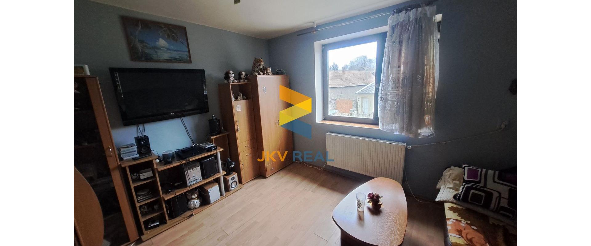 JKV REAL | Ponúkame na predaj 6 izbový dom v obci Merašice