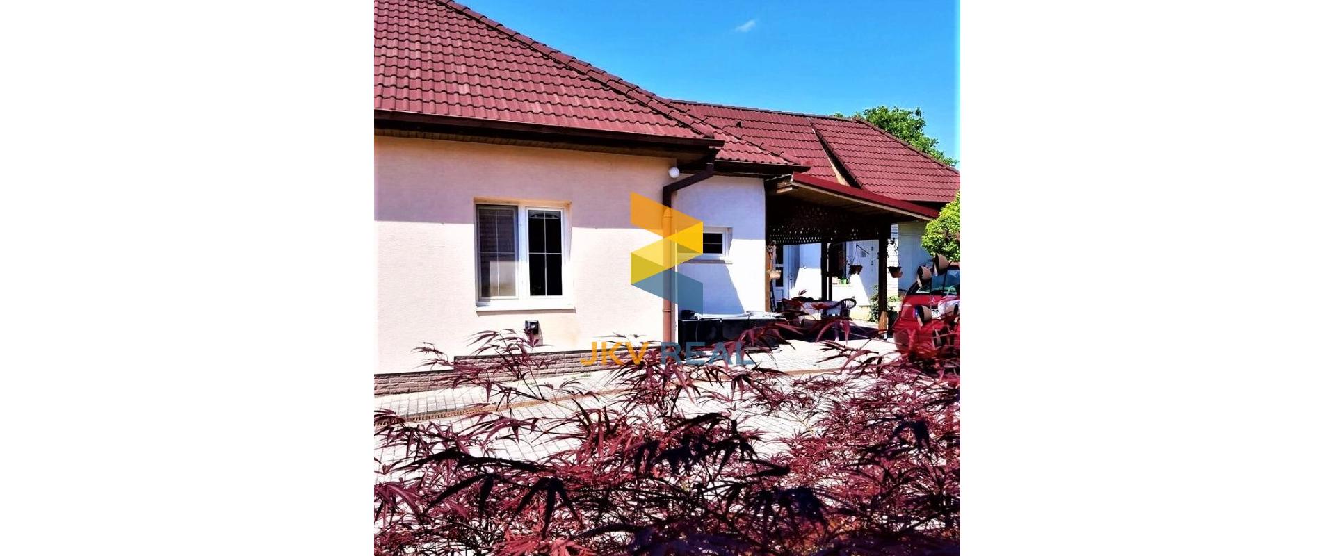 JKV REAL | Ponúkame na predaj 3 izbový dom v obci Bojničky