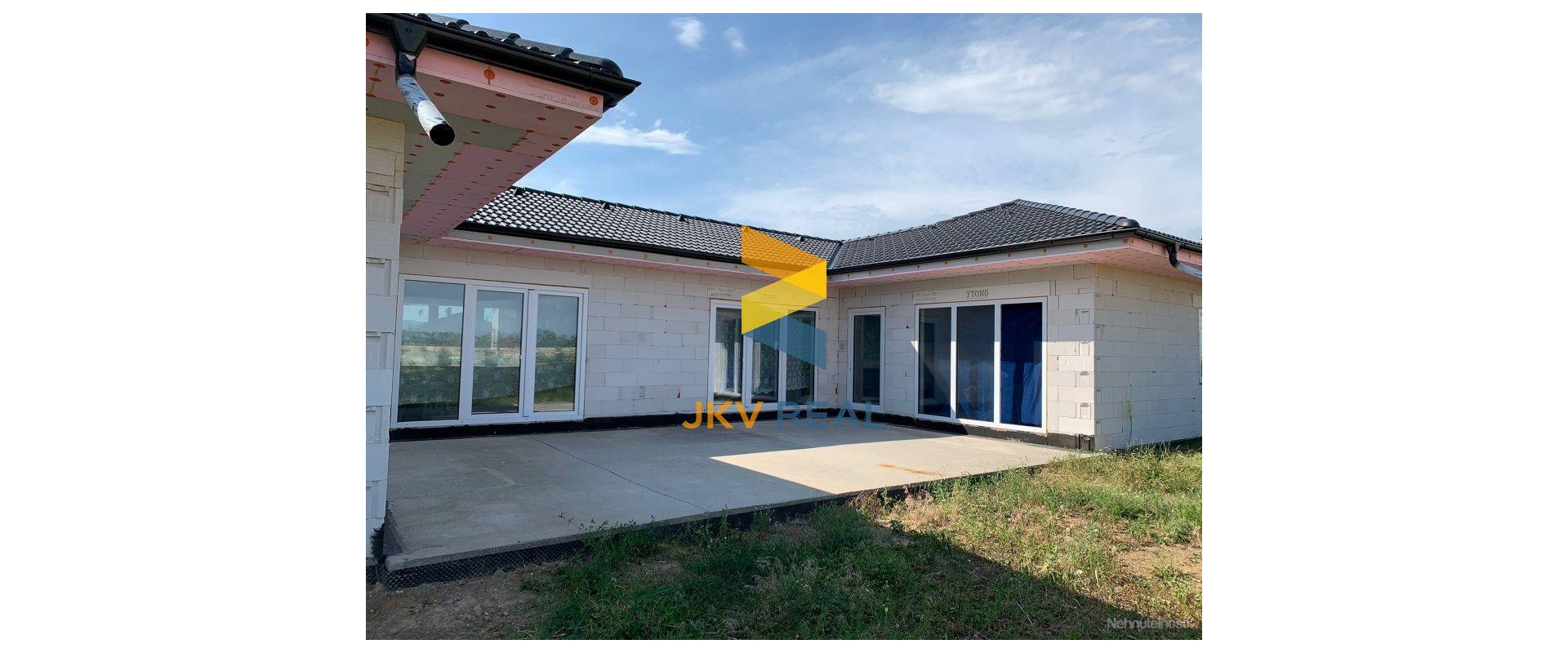 JKV REAL | Ponúkame na predaj NOVOSTAVBU RODINNÉHO DOMU v obci Zvončín