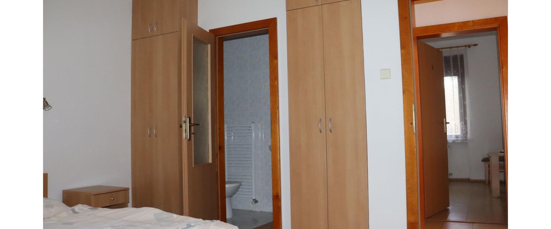 Penzión na predaj v blízkosti kúpeľov Podhájska spoločnosť JKV REAL