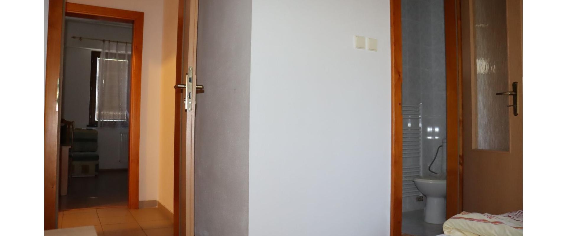 Penzión na predaj v blízkosti kúpeľov Podhájska spoločnosť JKV REAL