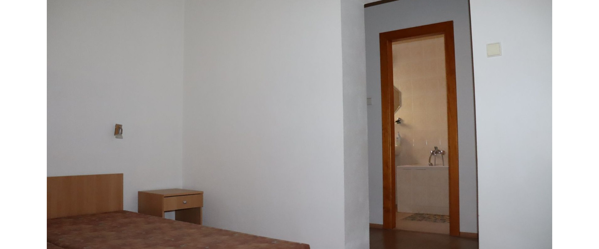 Rodinný dom na predaj v blízkosti kúpeľov Podhájska obec Trávnica spoločnosť JKV REAL