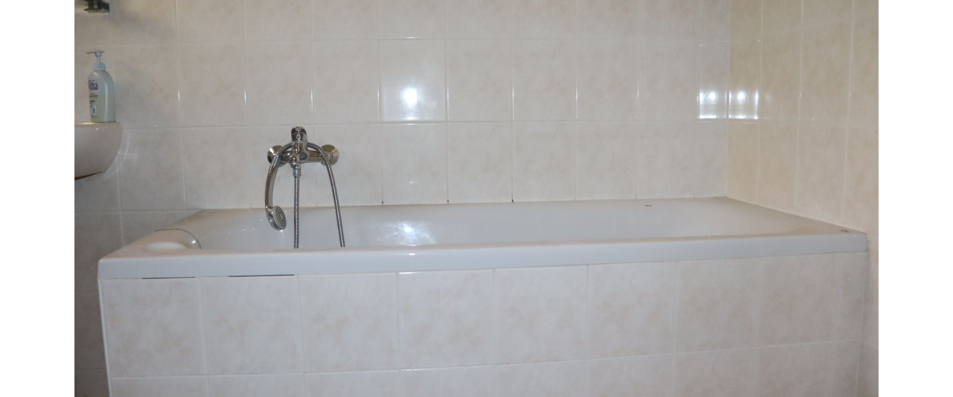 Rodinný dom na predaj v blízkosti kúpeľov Podhájska obec Trávnica spoločnosť JKV REAL