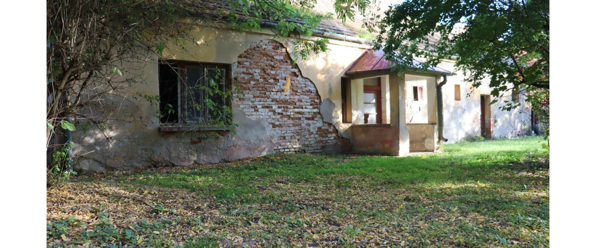 Rodinný dom na predaj v blízkosti kúpeľov Podhájska obec Trávnica spoločnosť JKV REAL