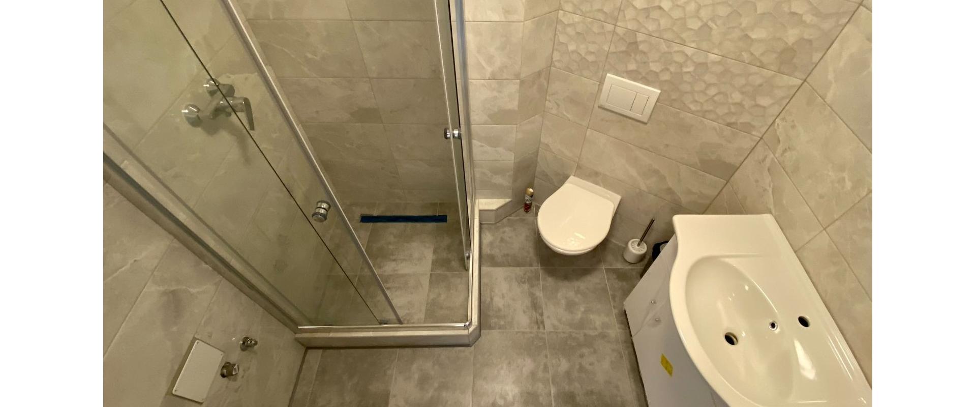 Novo zrekonštruovaný 3-izbový byt - centrum Senec s lodžiou a špajzou vedľa bytu