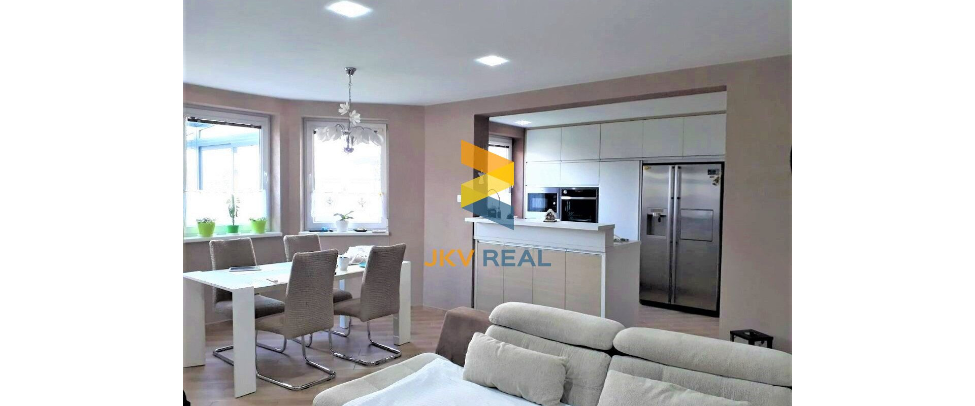 JKV REAL | Ponúkame na predaj LUXUSNÝ 5 izbový rodinný dom v TRNAVE časť Modranka