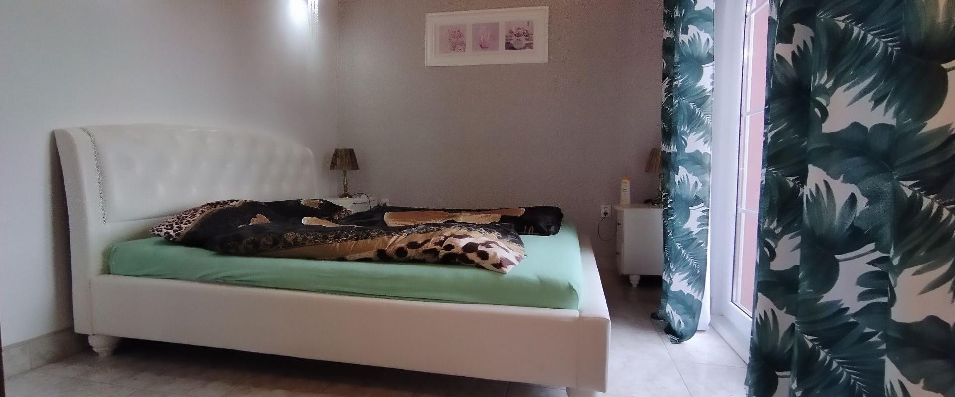 Rodinný dom po rekonštrukcii s rozľahlým pozemkom na predaj v obci Ondrejovce I JKV REAL