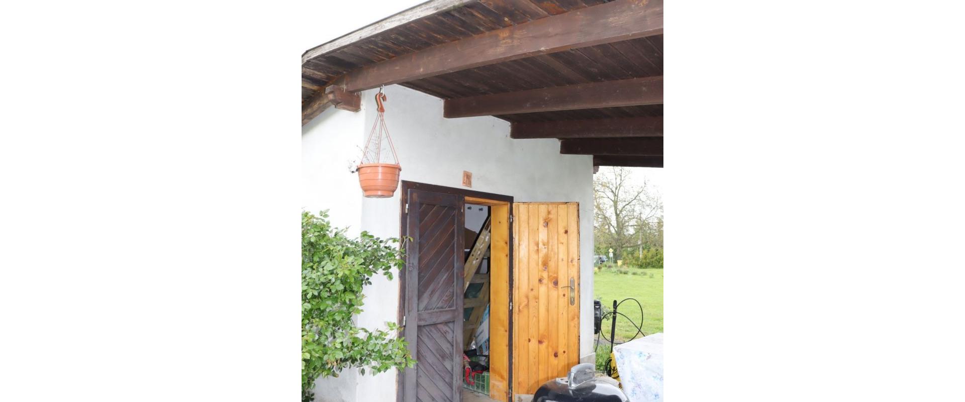 Rodinný dom po rekonštrukcii s rozľahlým pozemkom na predaj v obci Ondrejovce I JKV REAL