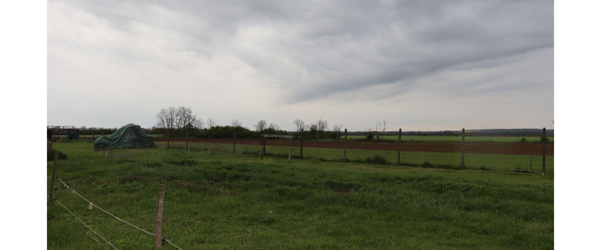 Rodinný dom po rekonštrukcii s rozľahlým pozemkom na predaj v obci Ondrejovce I JKV REAL