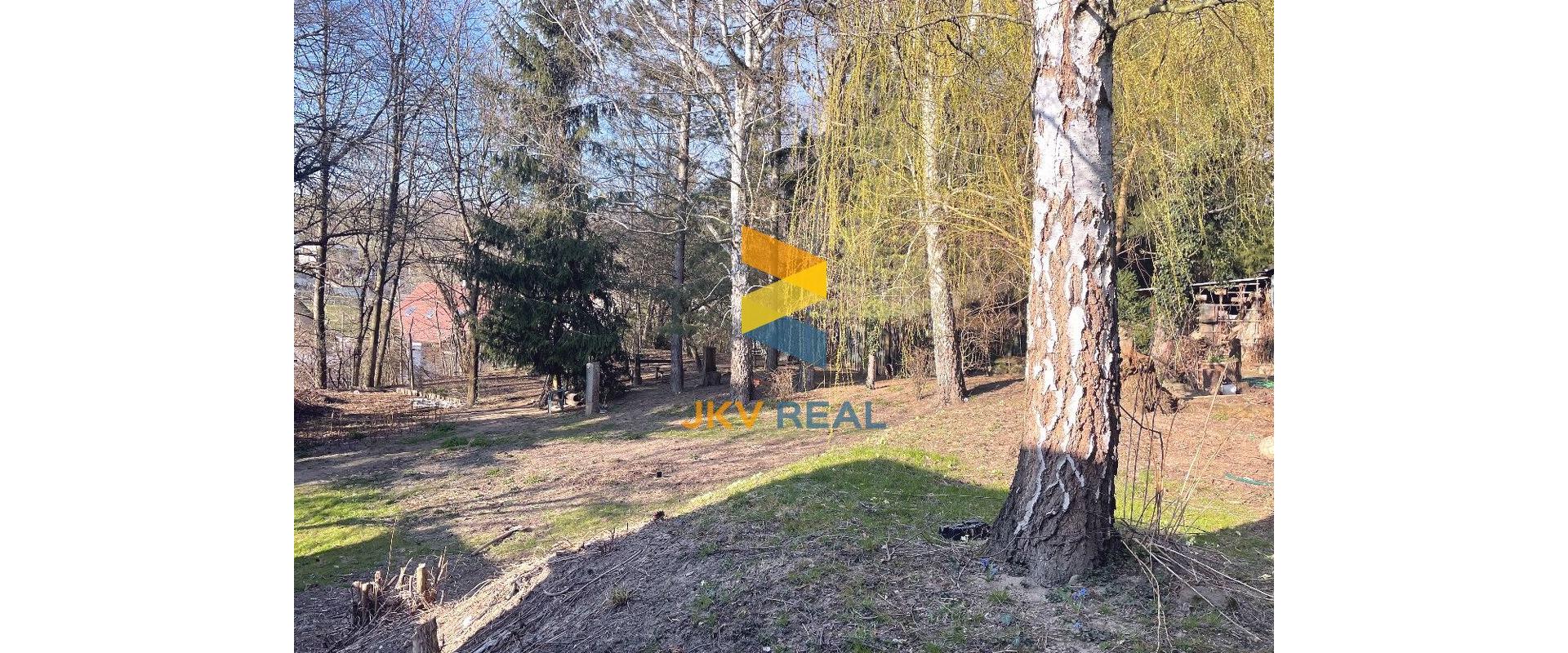 PREDAJ | Pozemok 1770m2 | Chrenovec