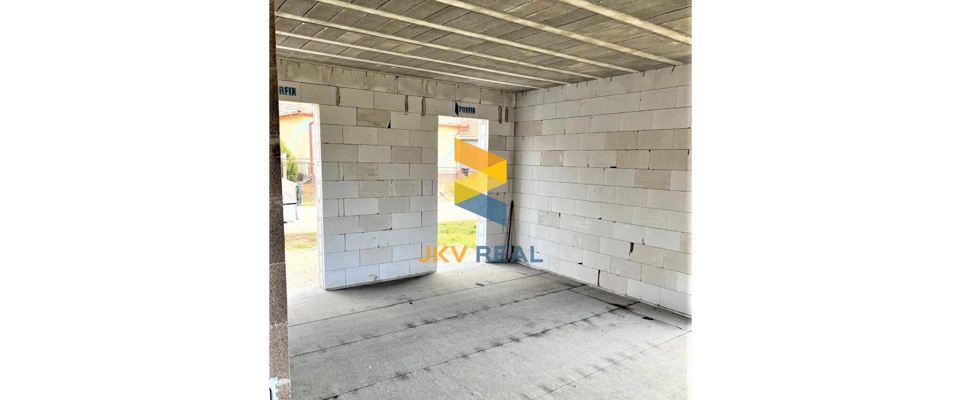 JKV REAL | Ponúkame na predaj kvalitnú NOVOSTAVBU RODINNÉHO DOMU v obci Bojničky