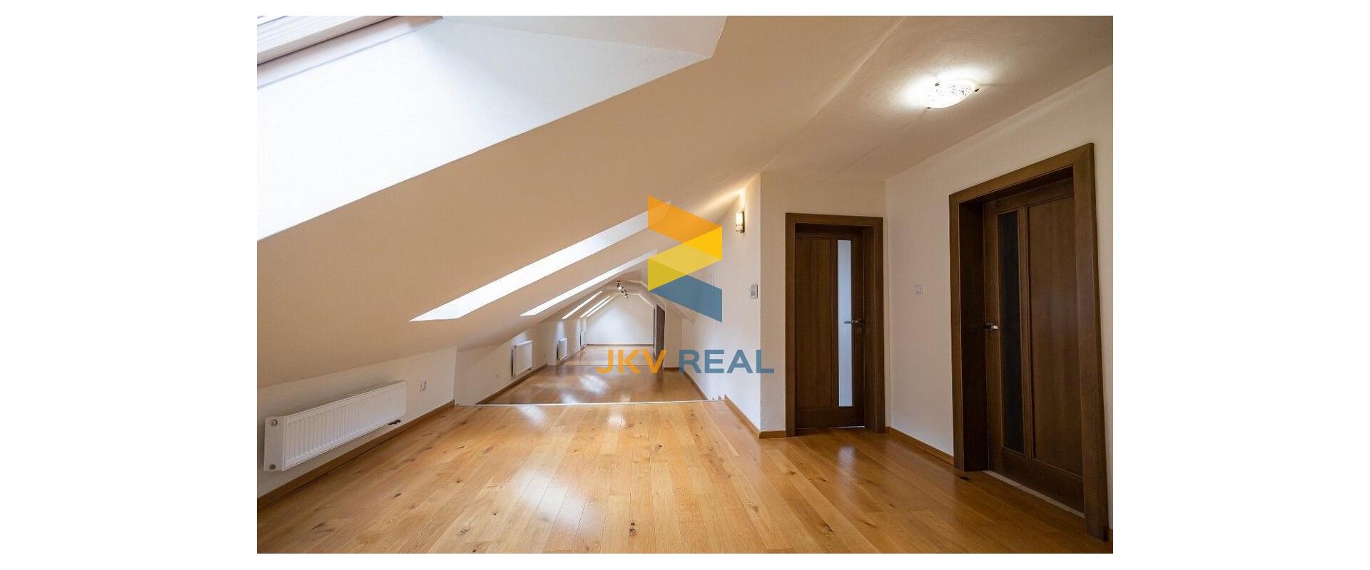 3 izbový byt na prenájom v CENTRE mesta