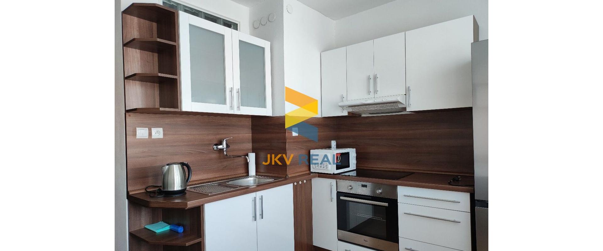 1 izbový byt pri AUPARKU na prenájom