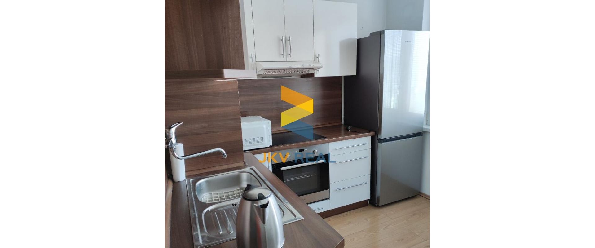 1 izbový byt pri AUPARKU na prenájom