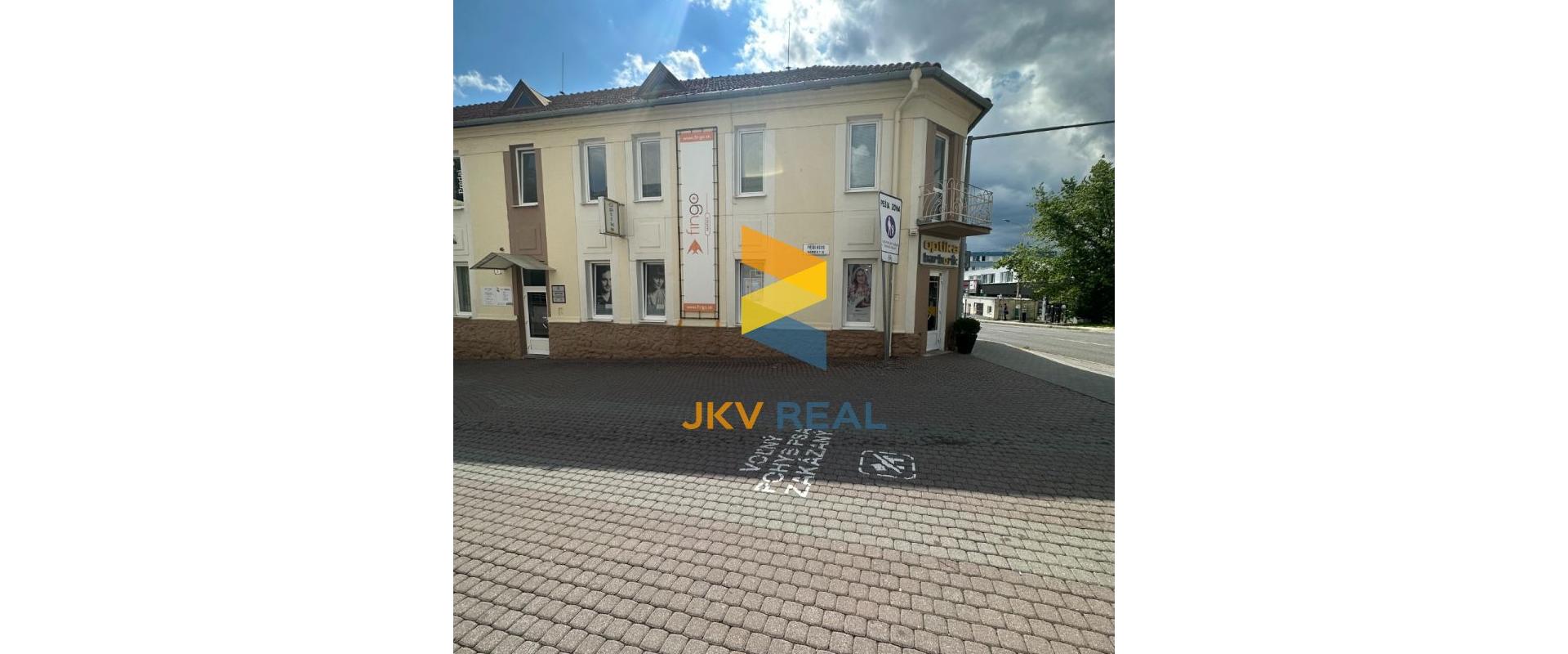 Prenájom kancelárskych priestorov s atraktívnou polohou a vysokým marketingovým potenciálom