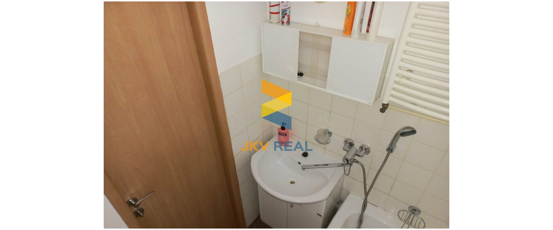 ZNÍŽENÁ CENA - 2 IZBOVÝ BYT NA PREDAJ - PIEŠŤANY