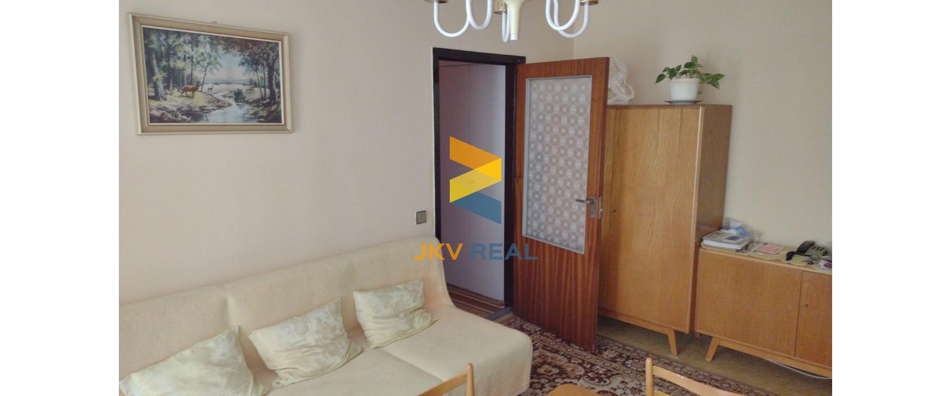 REZERVOVANÉ !!!                             2 - IZBOVÝ BYT 48m2 VRBOVÉ