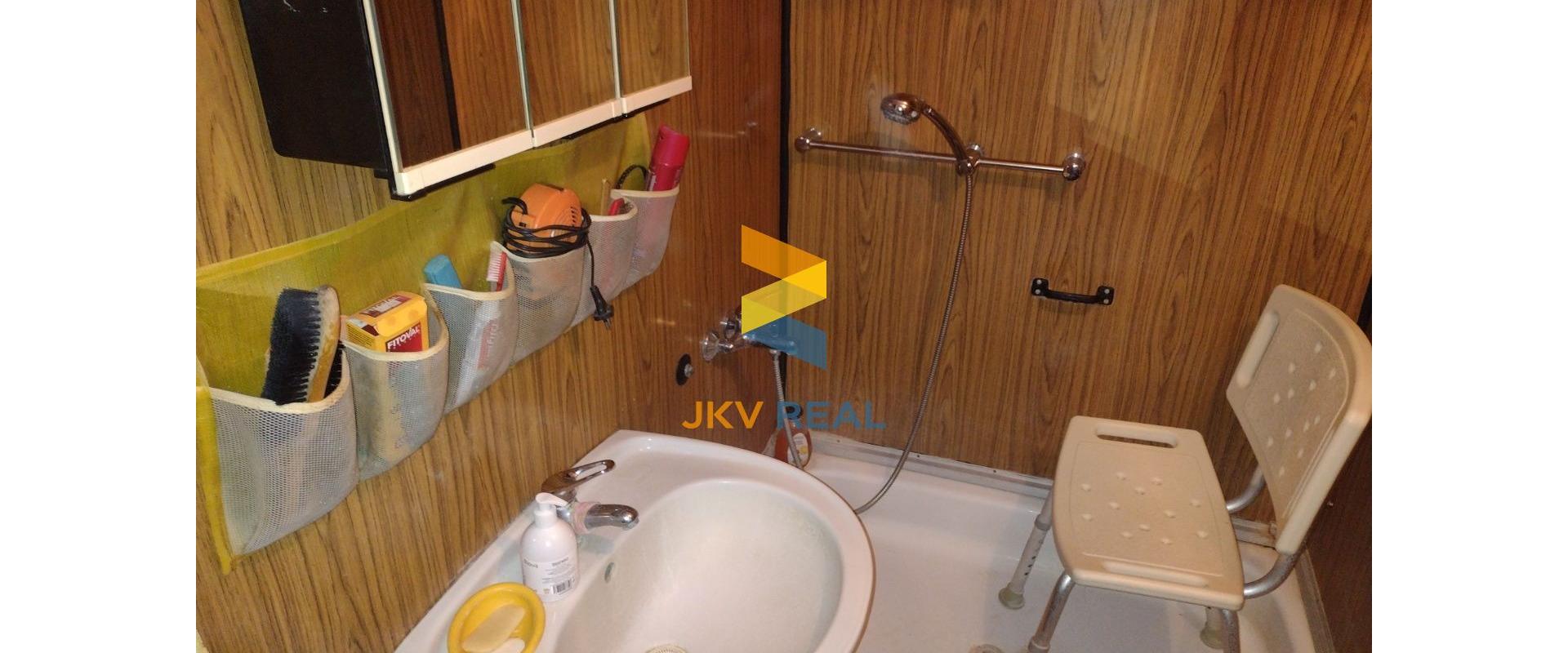 REZERVOVANÉ !!!                             2 - IZBOVÝ BYT 48m2 VRBOVÉ