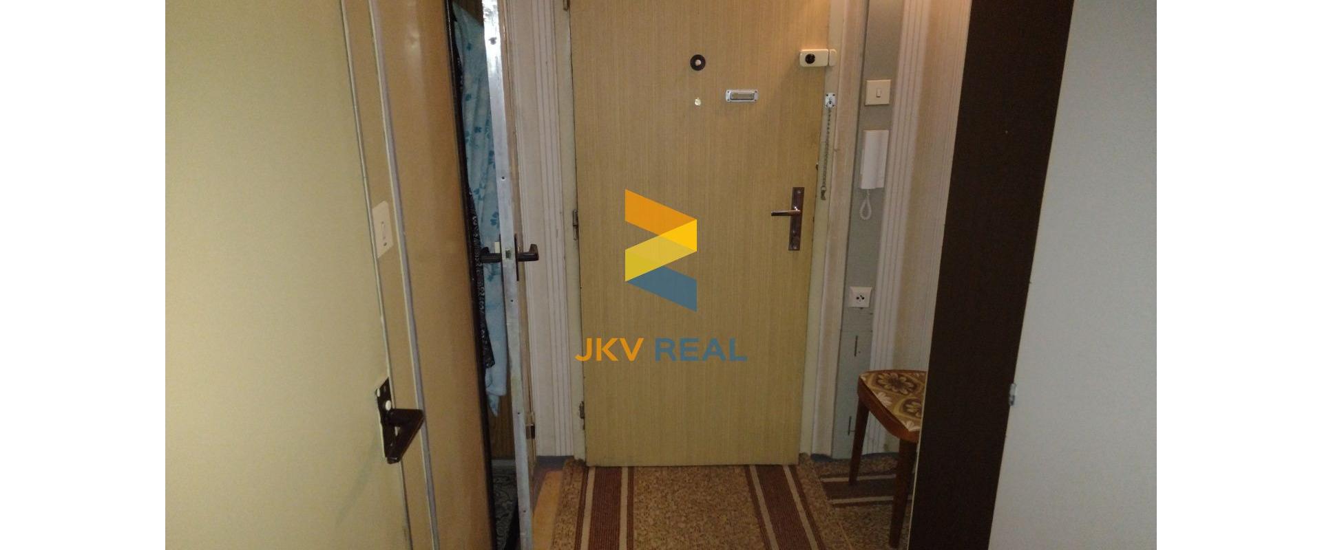 REZERVOVANÉ !!!                             2 - IZBOVÝ BYT 48m2 VRBOVÉ