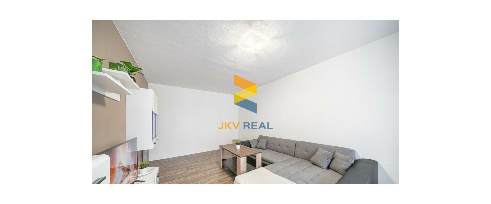 JKV REAL PONÚKA NA PREDAJ 2 - IZBOBÝ BYT V KOŠICIACH