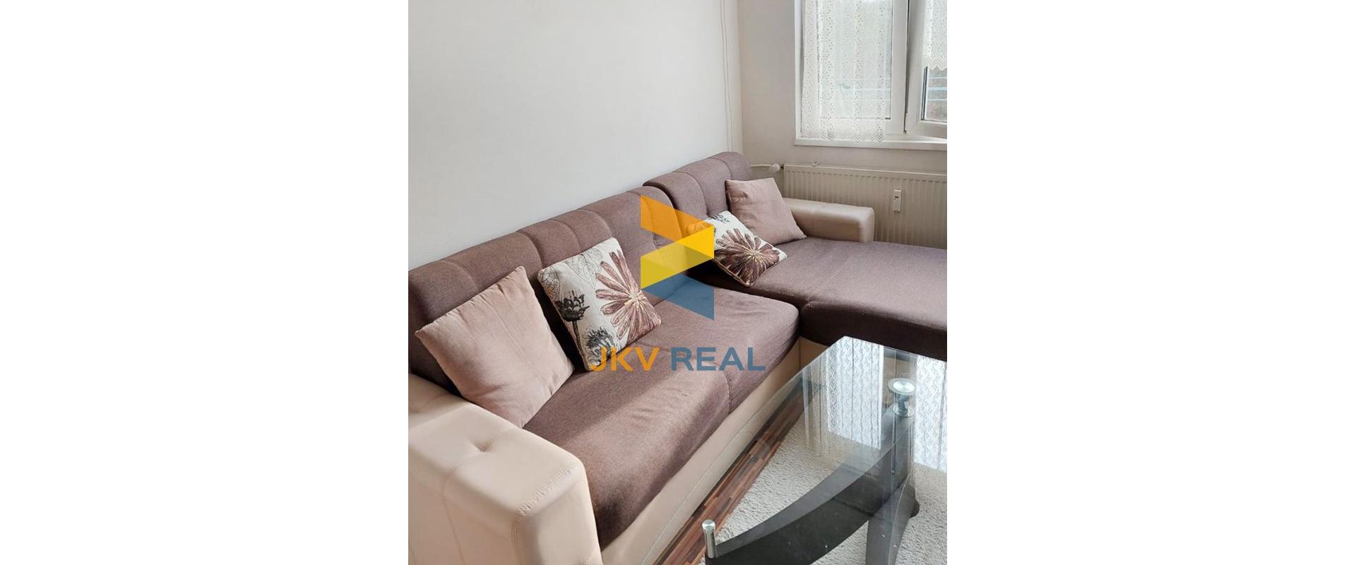 So súhlasom majiteľa ponúkame na prenájom zariadený 1,5 izbový byt, 40m2, lokalita Košice - Terasa,  Markušova ulica.