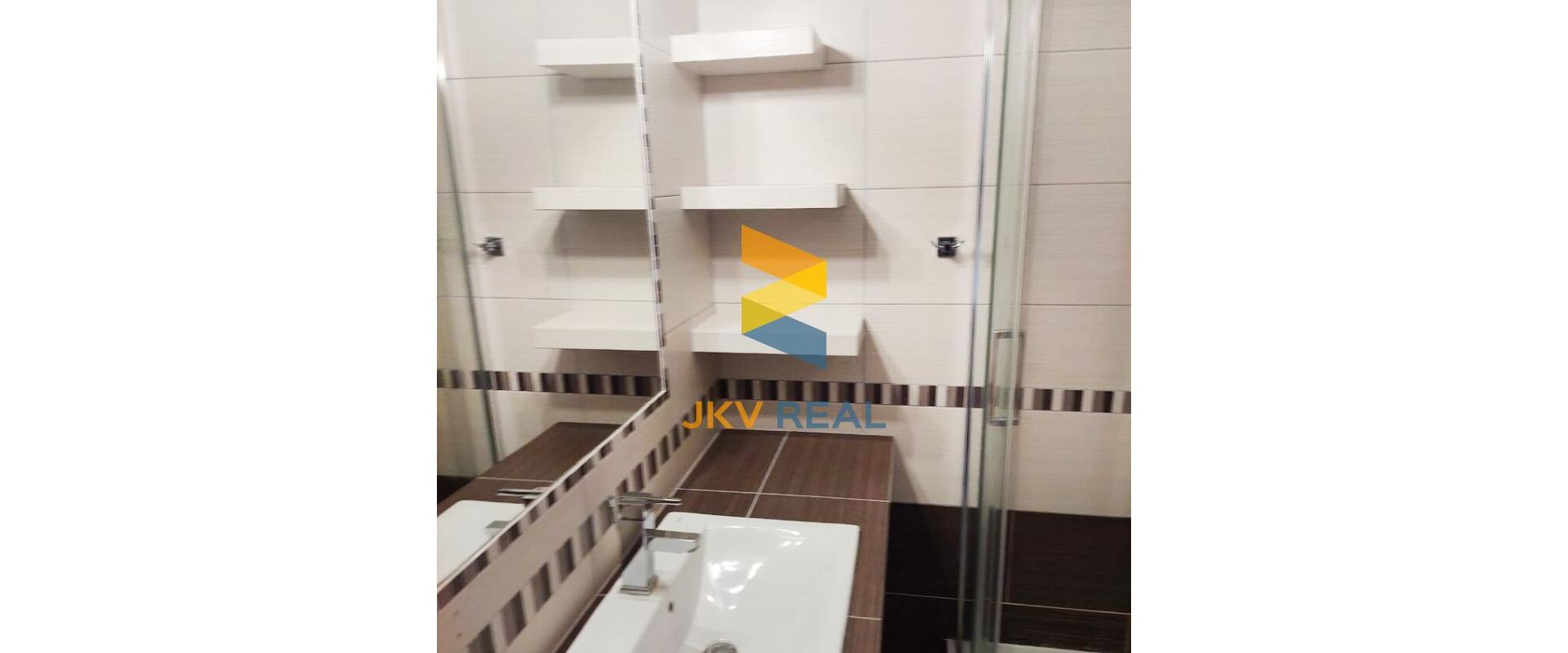 So súhlasom majiteľa ponúkame na prenájom zariadený 1,5 izbový byt, 40m2, lokalita Košice - Terasa,  Markušova ulica.