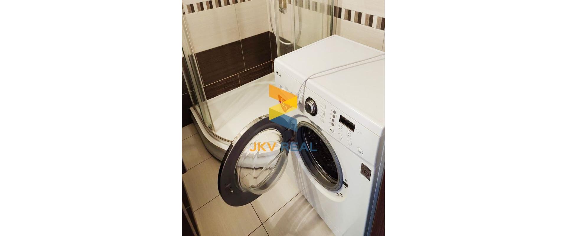 So súhlasom majiteľa ponúkame na prenájom zariadený 1,5 izbový byt, 40m2, lokalita Košice - Terasa,  Markušova ulica.