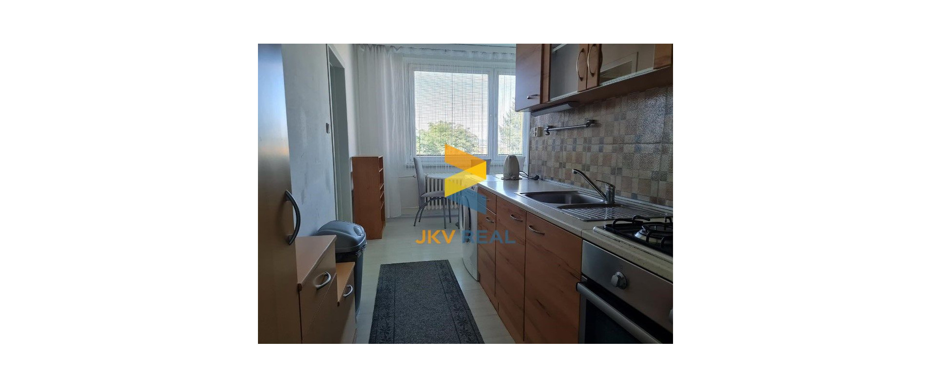 ZNÍŽENÁ CENA! PRÍJEMNÝ 3-IZB.BYT, BALKÓN, ZLATÉ KLASY, 95000 EUR