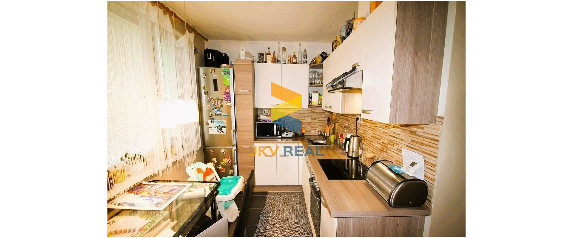 REZERVOVANÉ !VEĽKÝ 3 - IZBOVÝ BYT NA PREDAJ - PIEŠŤANY - VÝBORNÁ CENA !