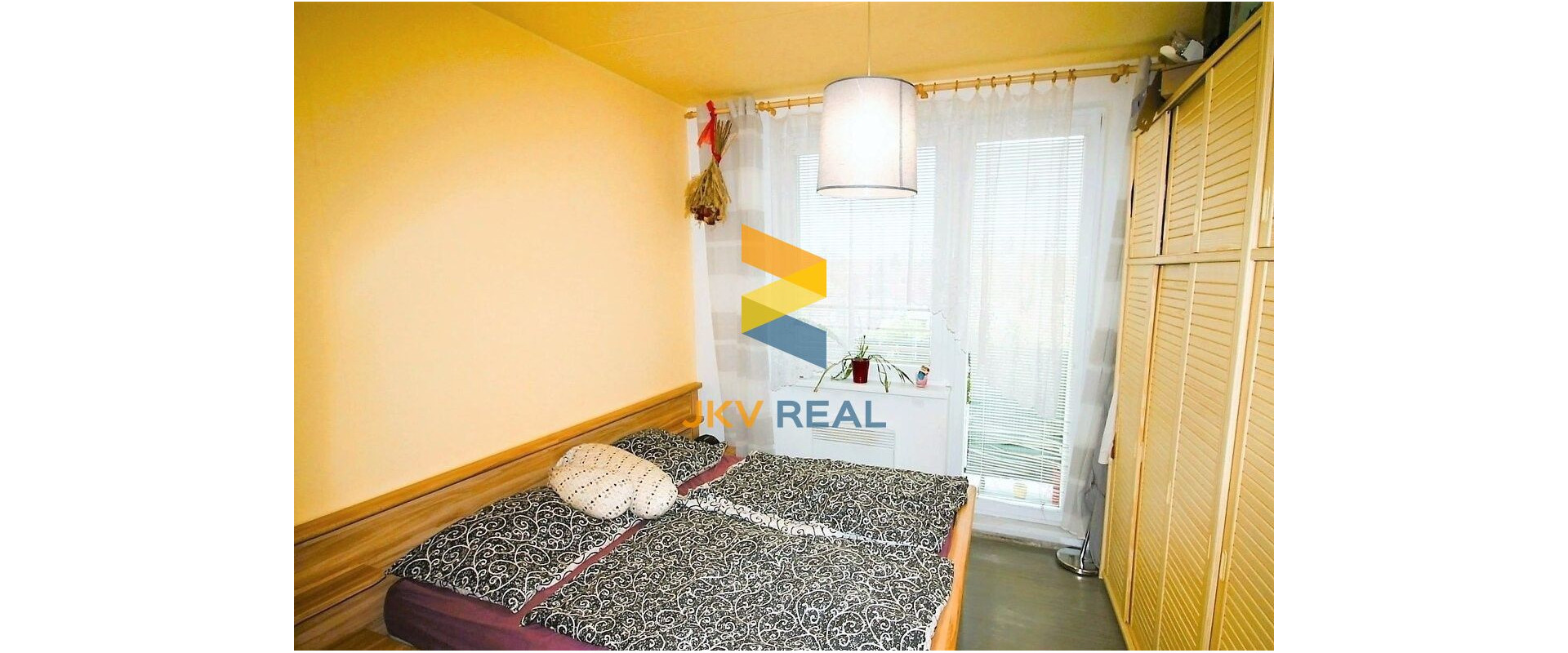 REZERVOVANÉ !VEĽKÝ 3 - IZBOVÝ BYT NA PREDAJ - PIEŠŤANY - VÝBORNÁ CENA !