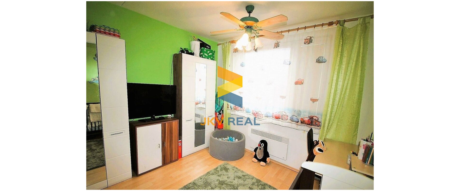 REZERVOVANÉ !VEĽKÝ 3 - IZBOVÝ BYT NA PREDAJ - PIEŠŤANY - VÝBORNÁ CENA !